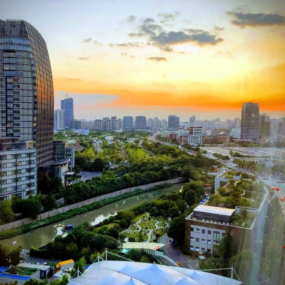 Meet your Posher, Jeannie - Picture 7 of 15